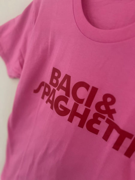 T-shirt różowy Baci