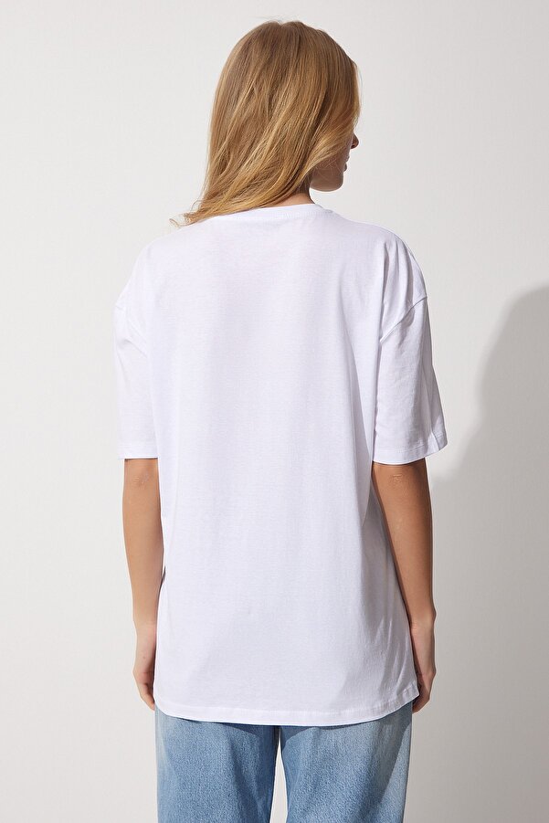 Damska, biała koszulka oversize z haftowanym sercem 
